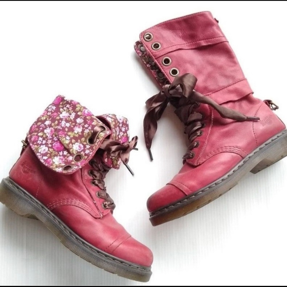 Doc Martens Triumph Red Floral Lined Boot